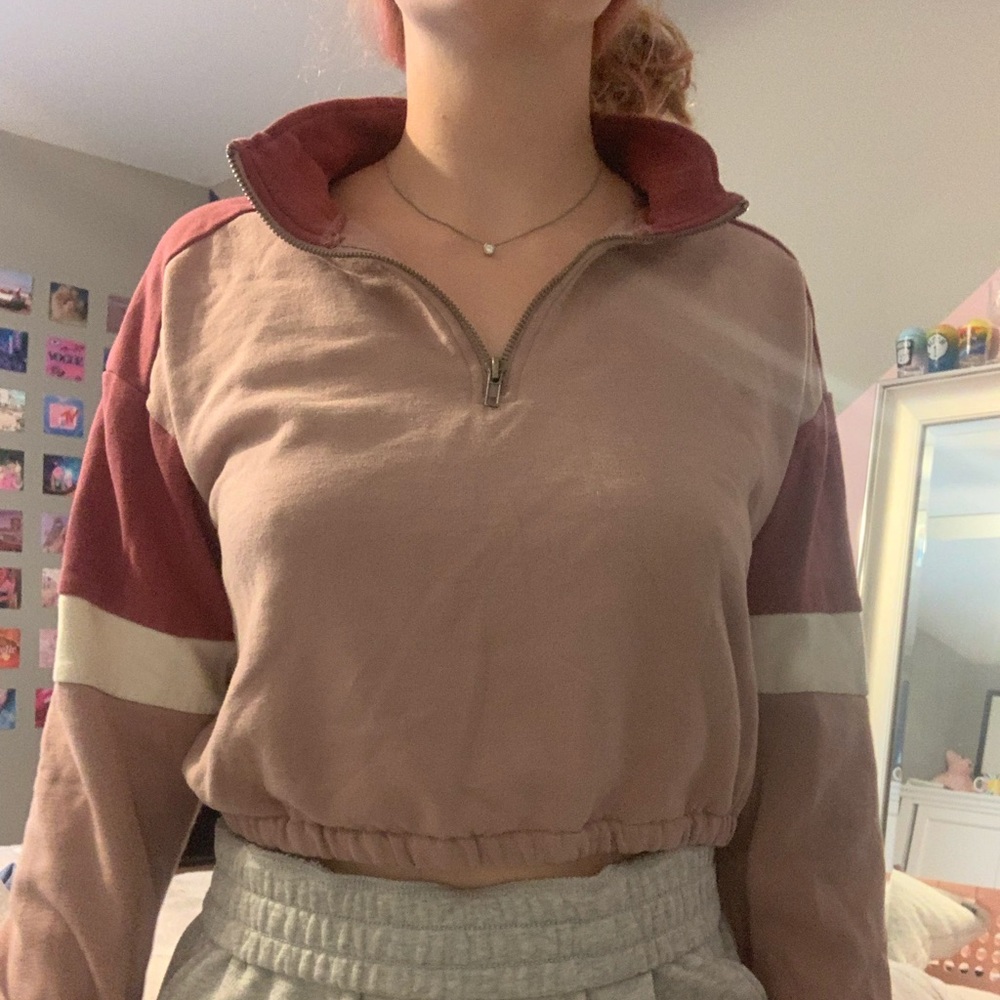 Pink 1/4 zip cropped sporty sweatshirt